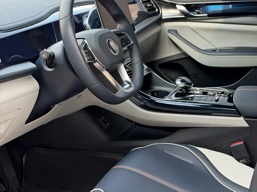 BYD Qin Plus 2021 — фото 10