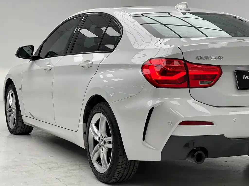 BMW 1 Series — миниатюра 16