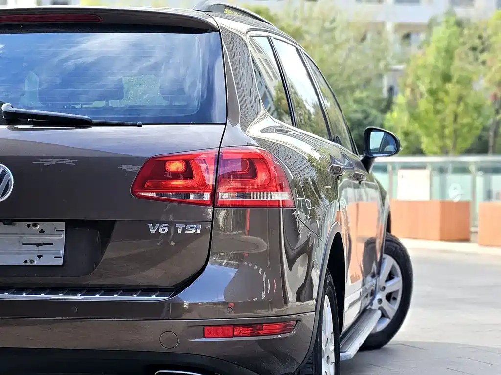Volkswagen Touareg — миниатюра 10