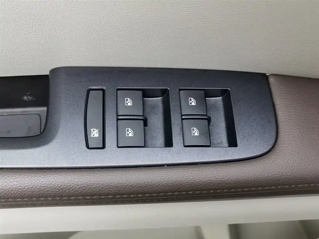 Buick GL8 2023 Comfort