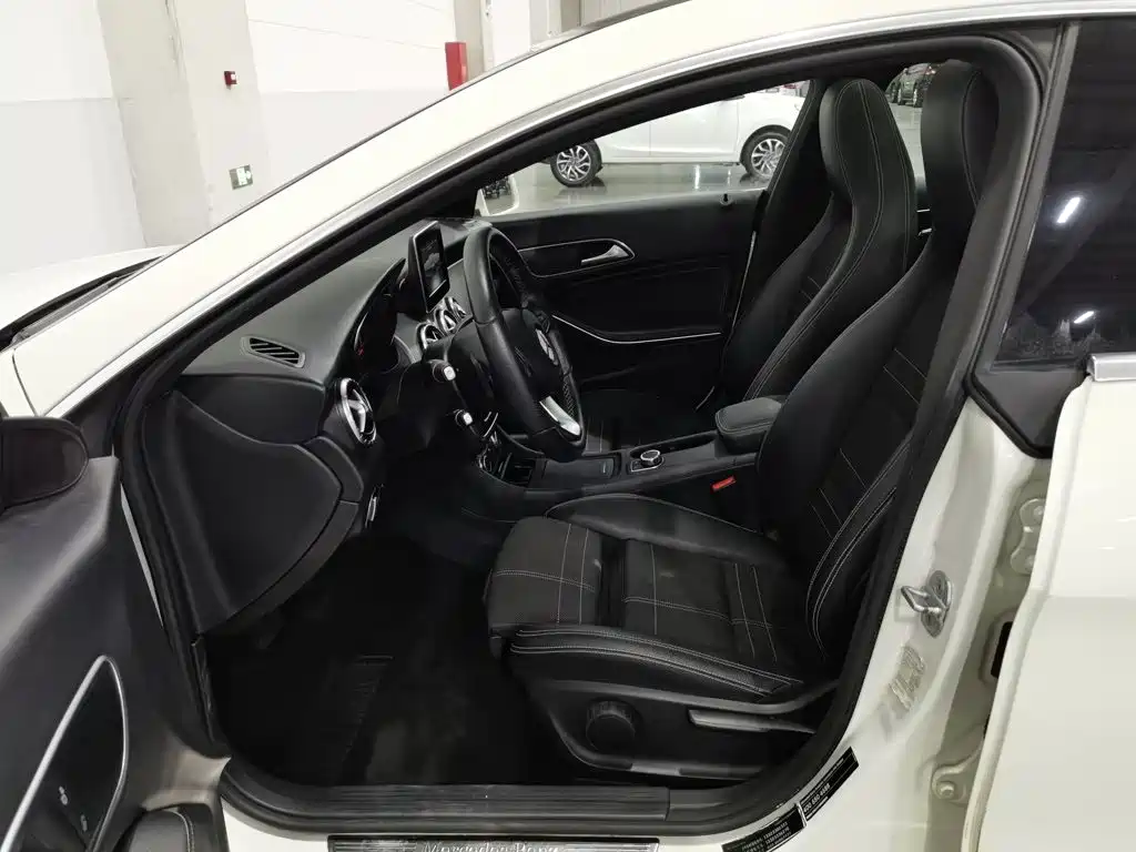 Mercedes-Benz CLA (Import) — миниатюра 10