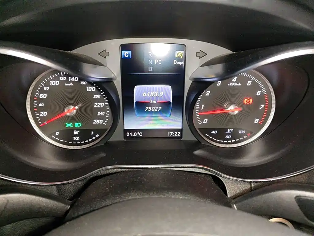 Mercedes-Benz C-Class — миниатюра 12