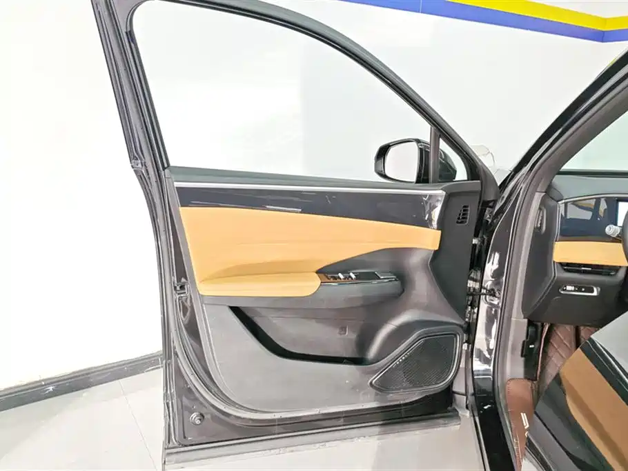 GEELY GALAXY GALAXY L7