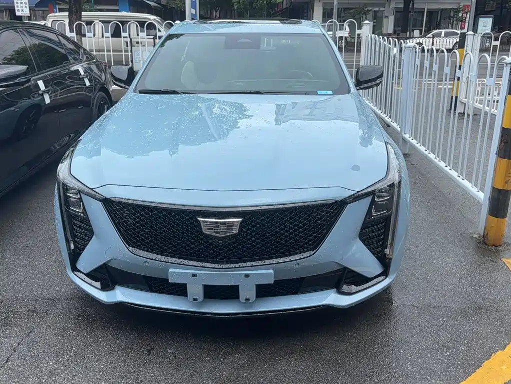 Cadillac CT5 2025 28T +