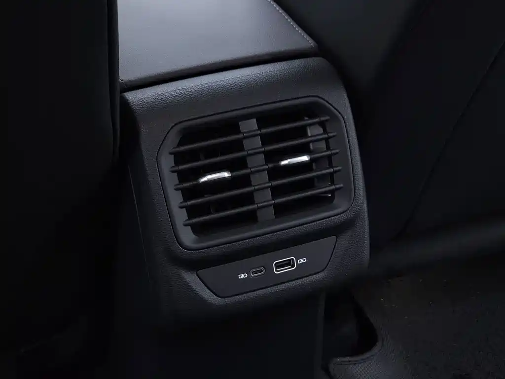 Volkswagen Lamando — миниатюра 11
