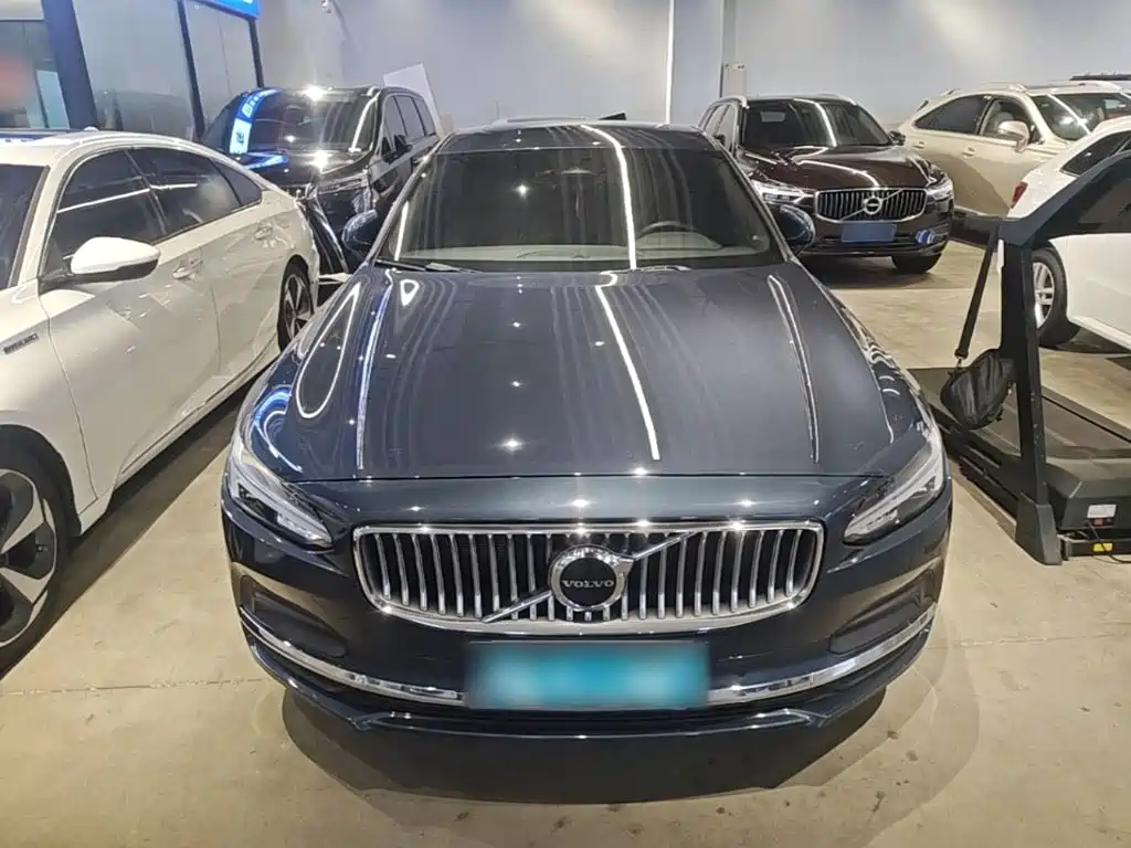 Volvo S90 — миниатюра 3