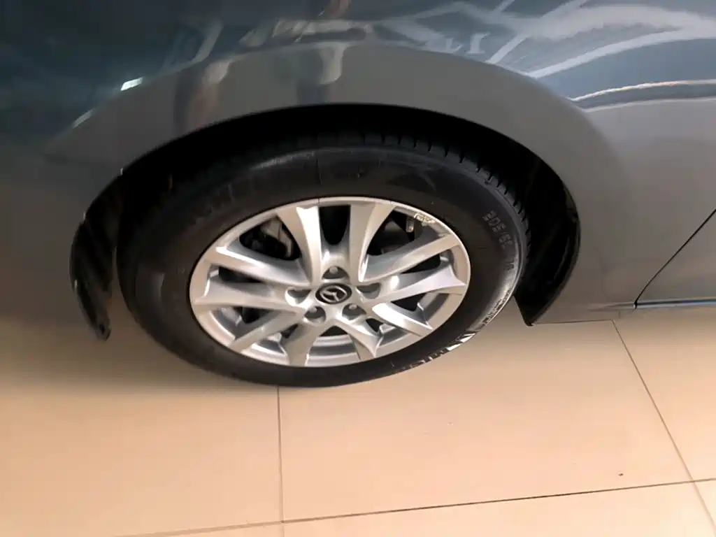 Mazda 3 Axela — миниатюра 23