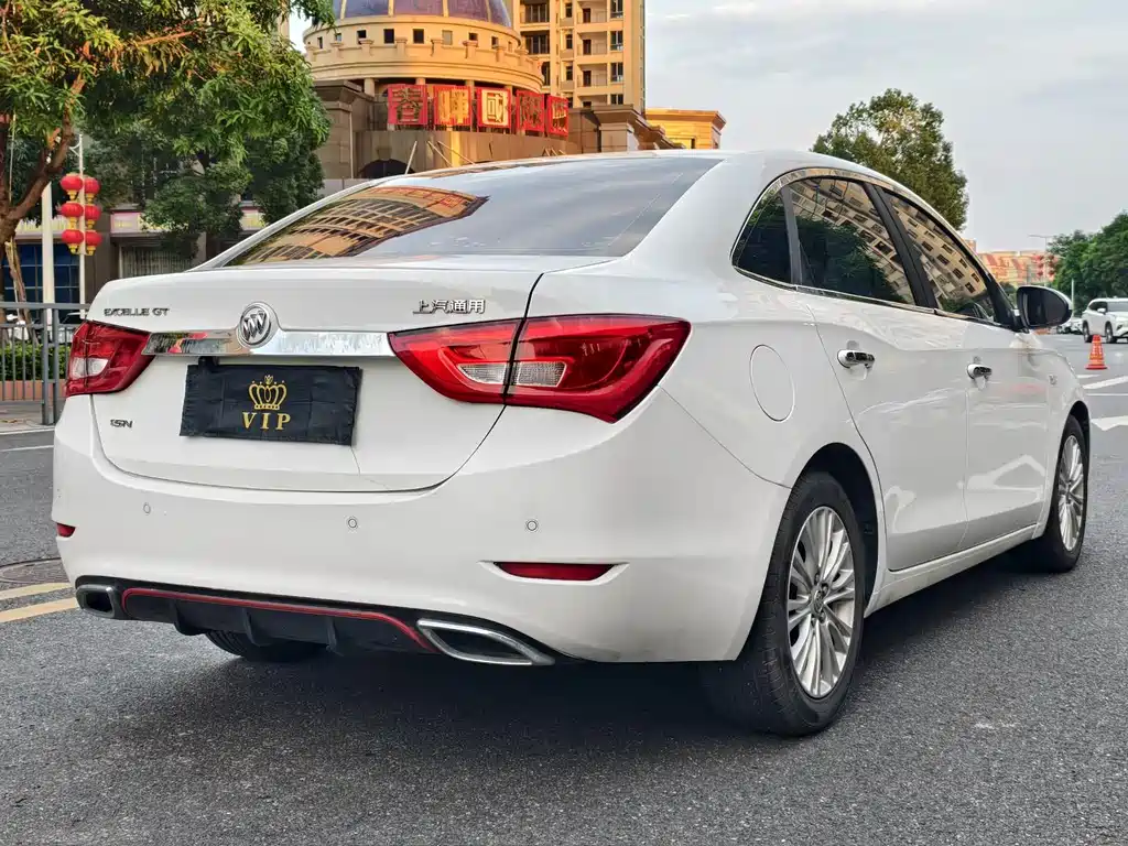 Buick Excelle — миниатюра 7