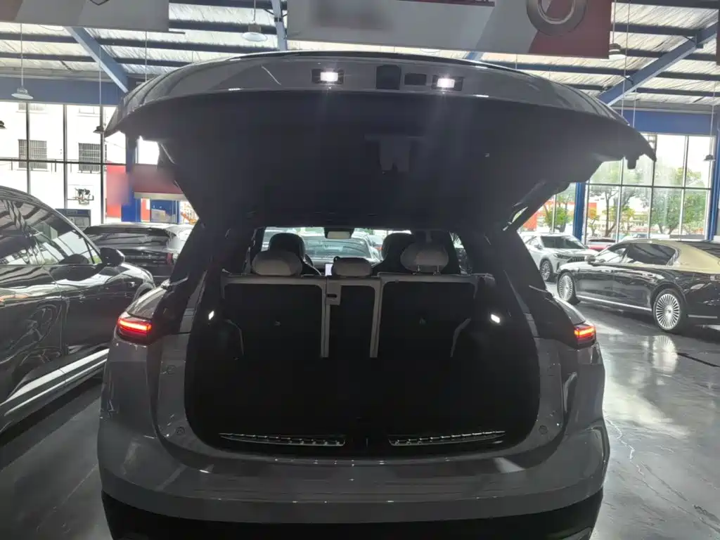 NIO ES6 — миниатюра 19