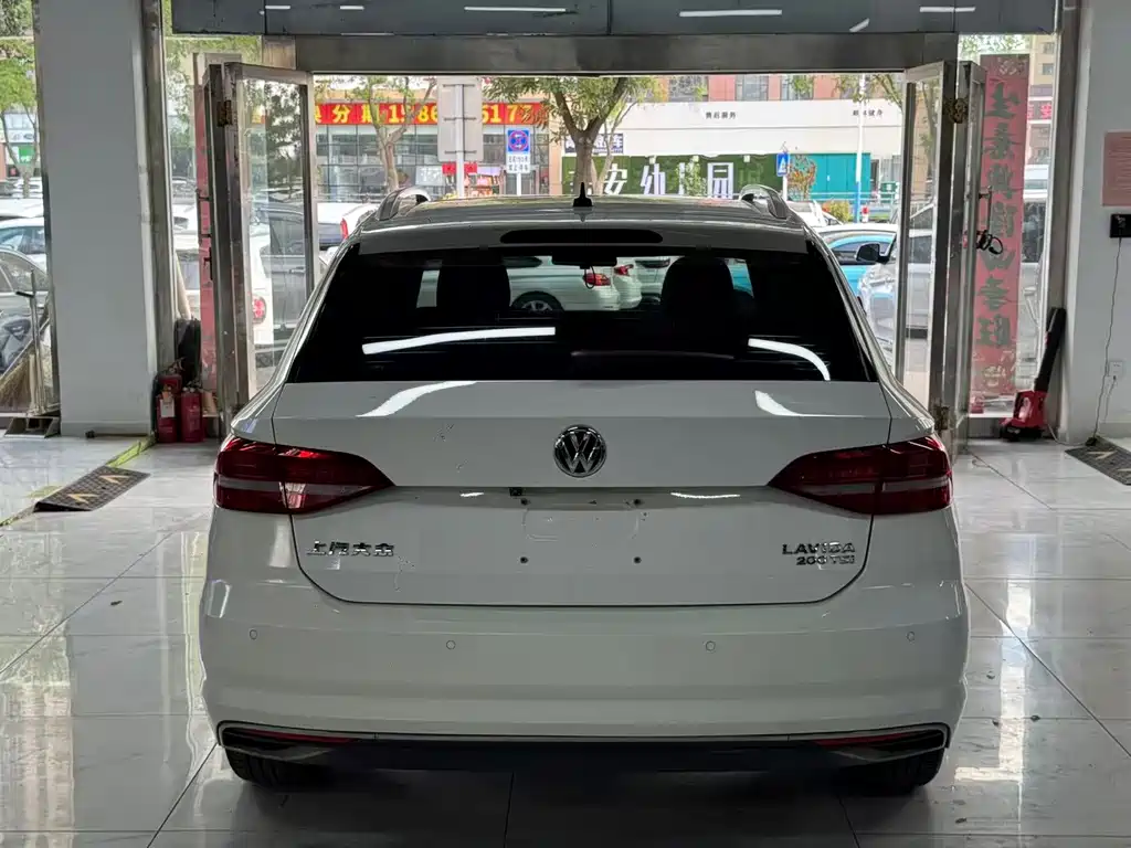 Volkswagen Lavida — миниатюра 4