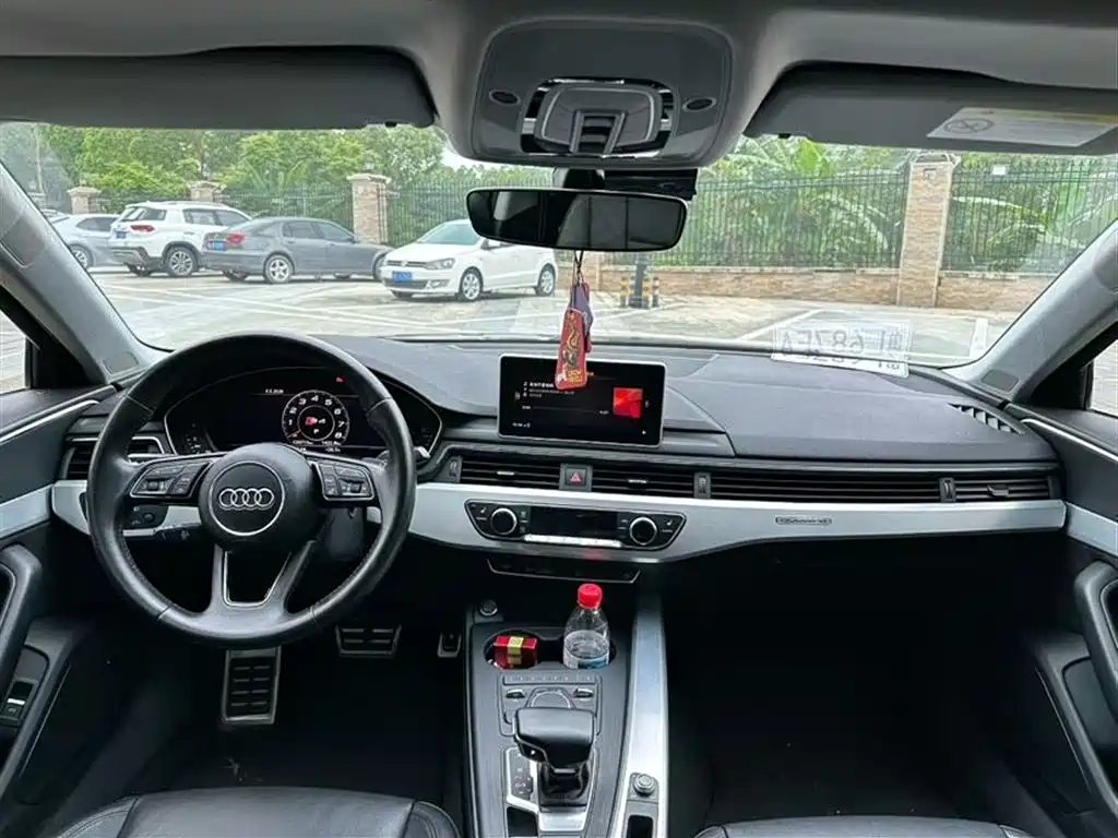 Audi A4L 2017 45 TFSI quattro Sport
