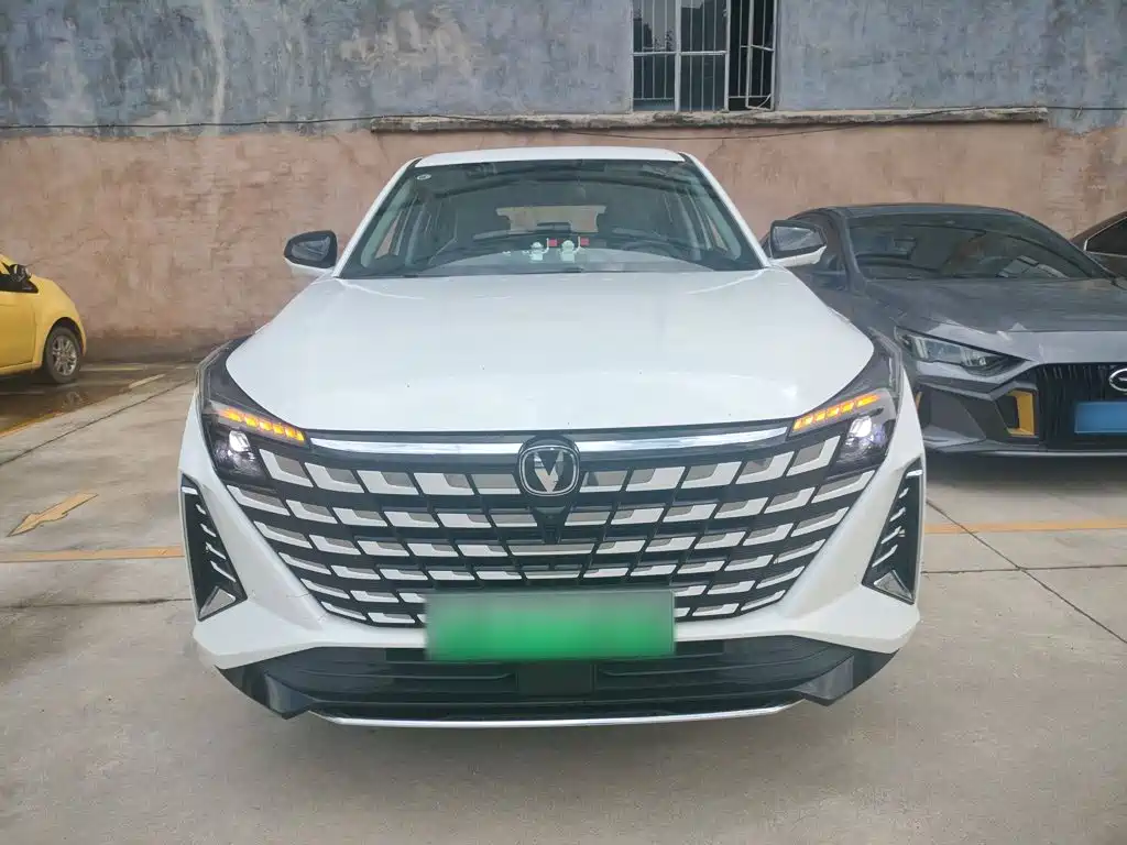 Changan UNI-Z New Energy — миниатюра 23