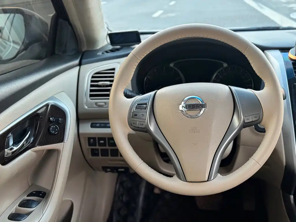 Nissan Teana — миниатюра 10