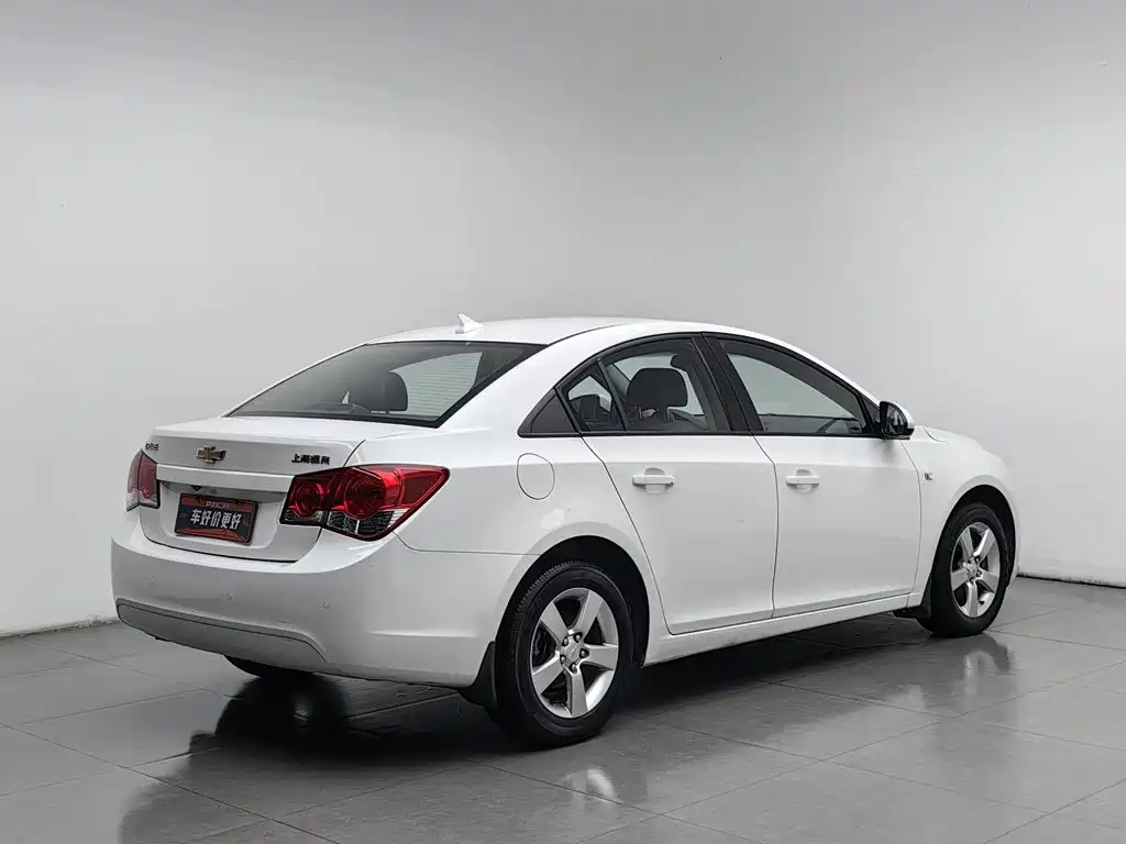 Chevrolet Cruze — миниатюра 2
