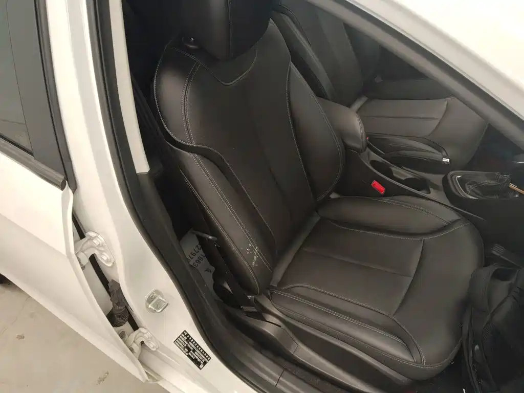 Buick Excelle — миниатюра 25