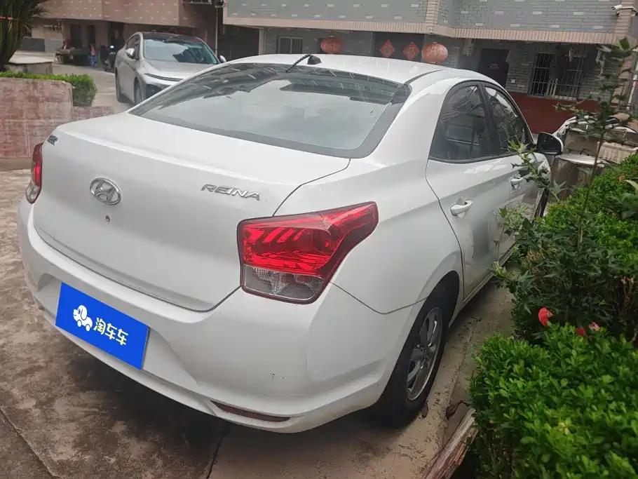 Hyundai Verna — миниатюра 3