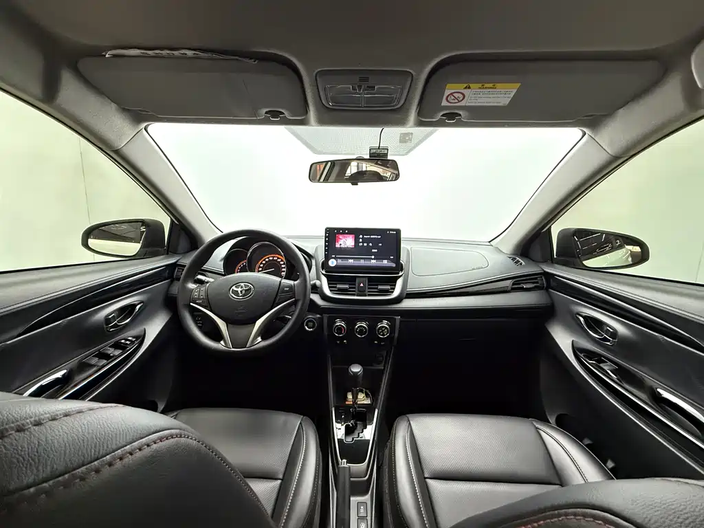 TOYOTA YARIS L ZHIXUAN