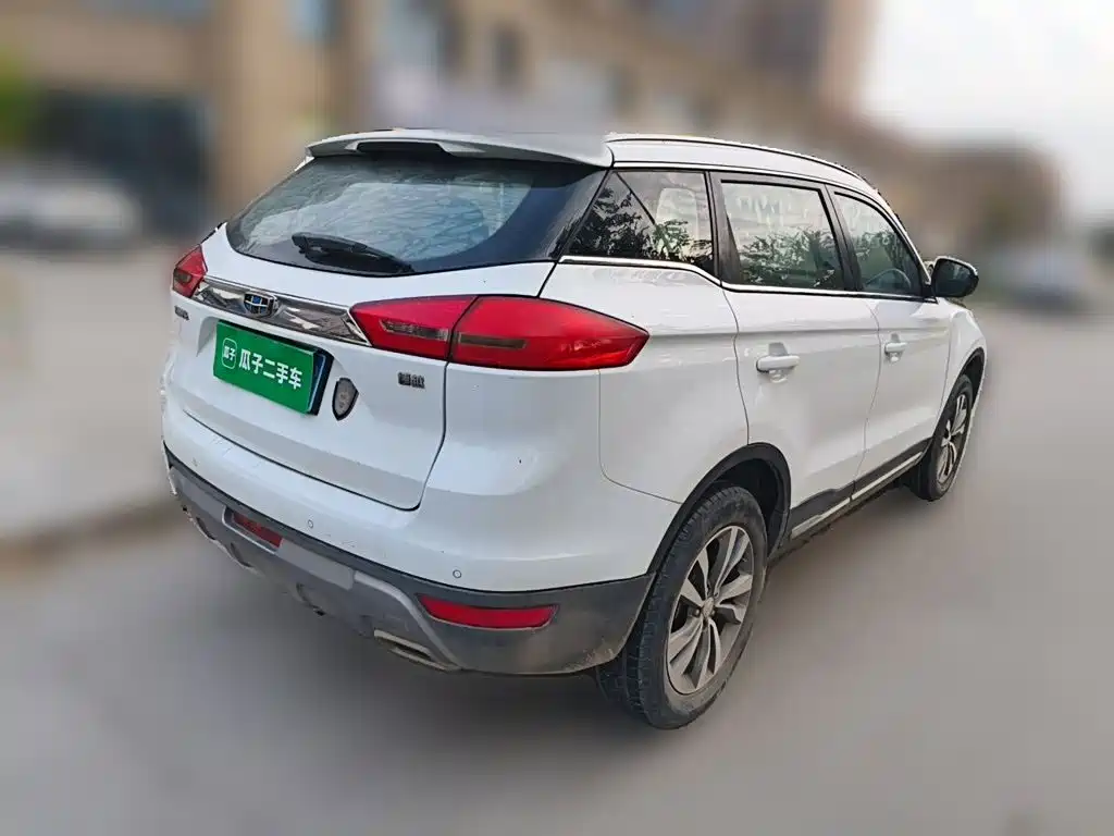 Geely Boyue — миниатюра 4