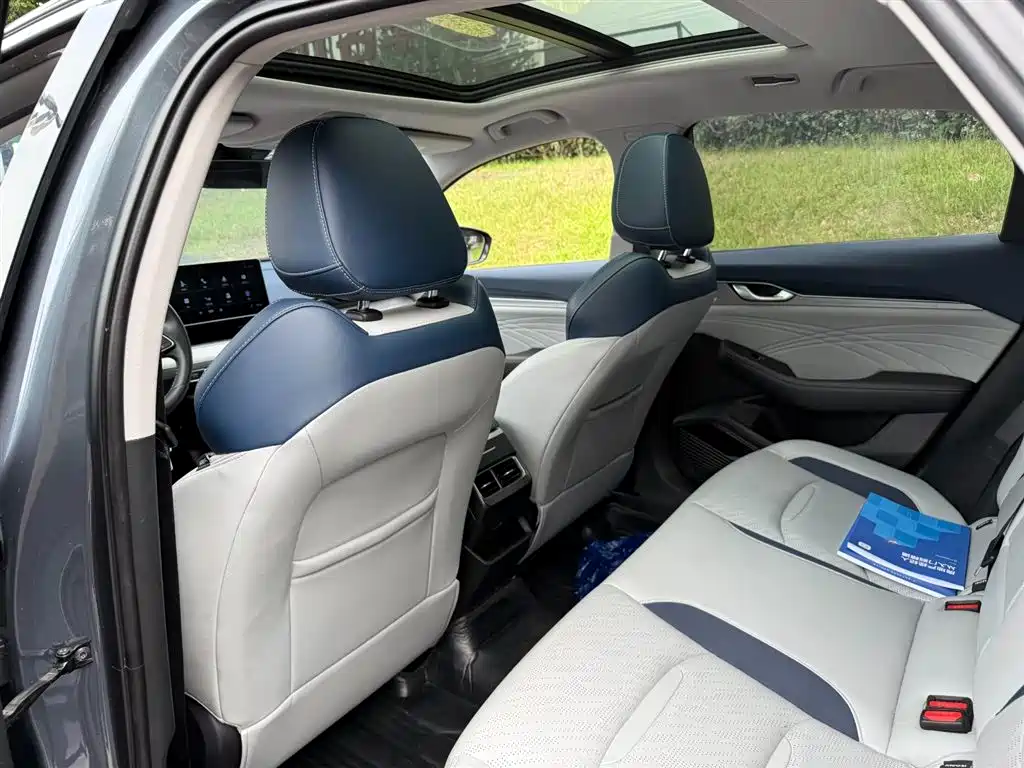 Geely Preface 2021 2.0TD Luxury