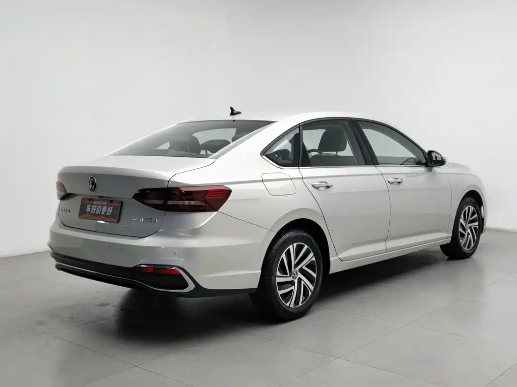 Volkswagen Lavida — миниатюра 2