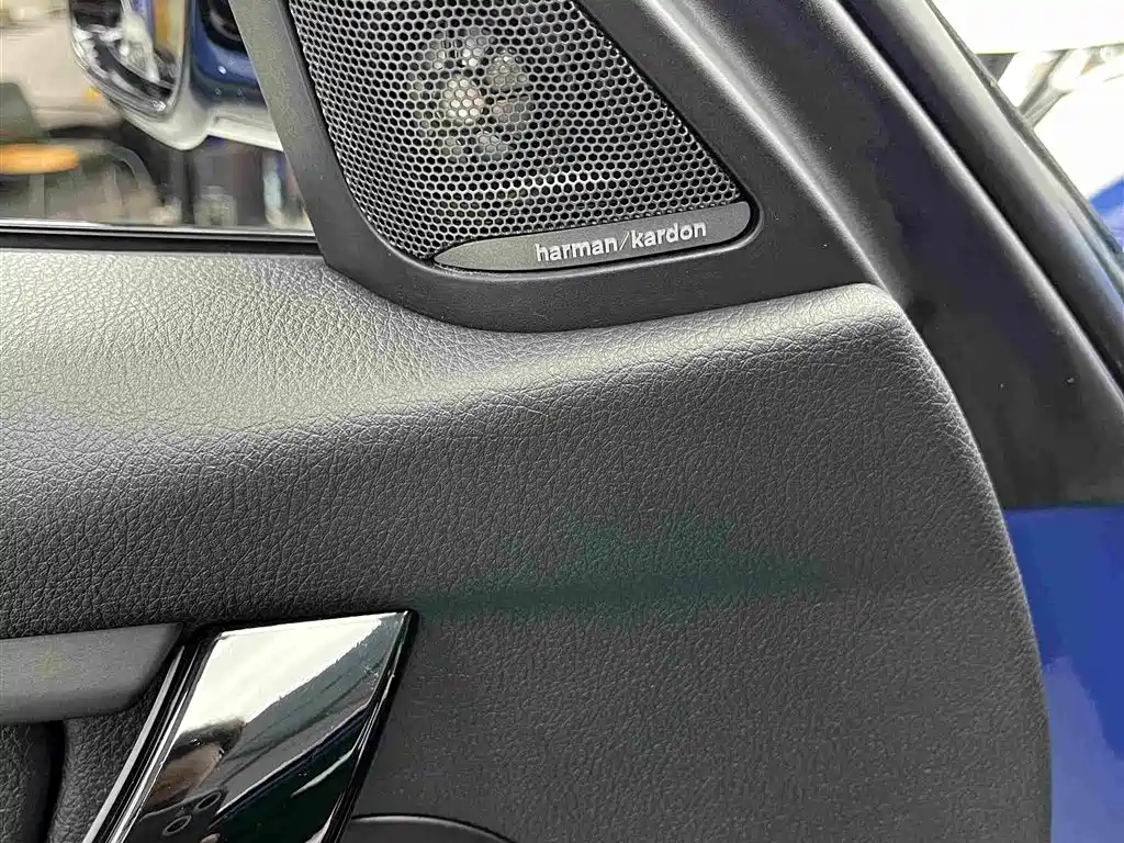 BMW 3 Series — миниатюра 11