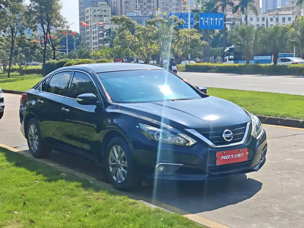 Nissan Teana — миниатюра 3