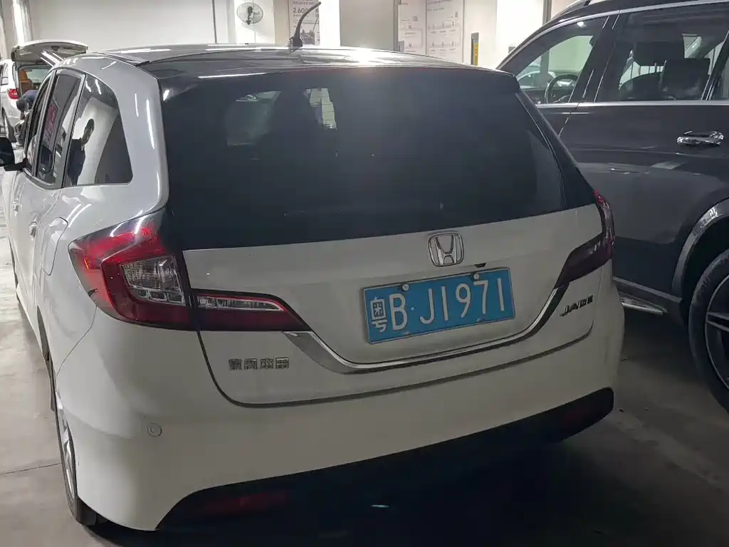 Honda Jade — миниатюра 8