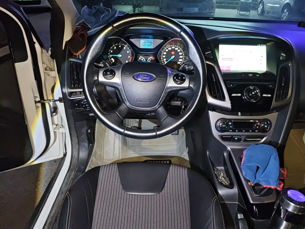 Ford Focus — миниатюра 6