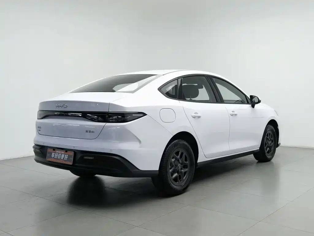 BYD Seal 05 DM-i — миниатюра 2