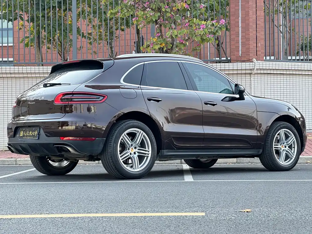 Porsche Macan 2016 Macan 2.0T