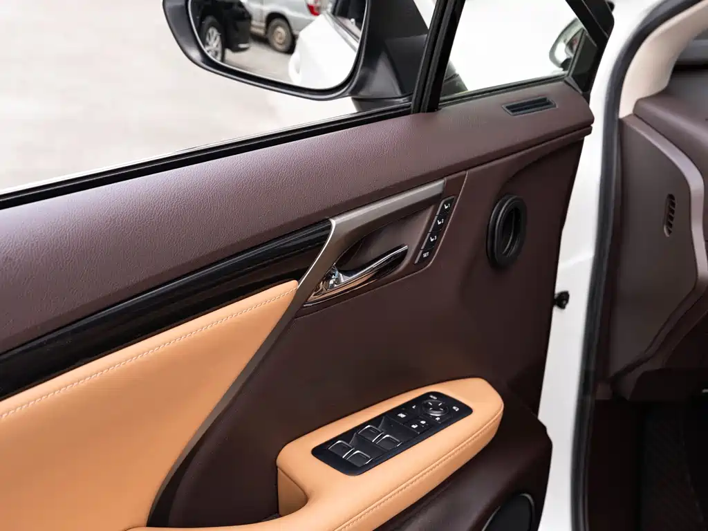 Lexus RX — миниатюра 20