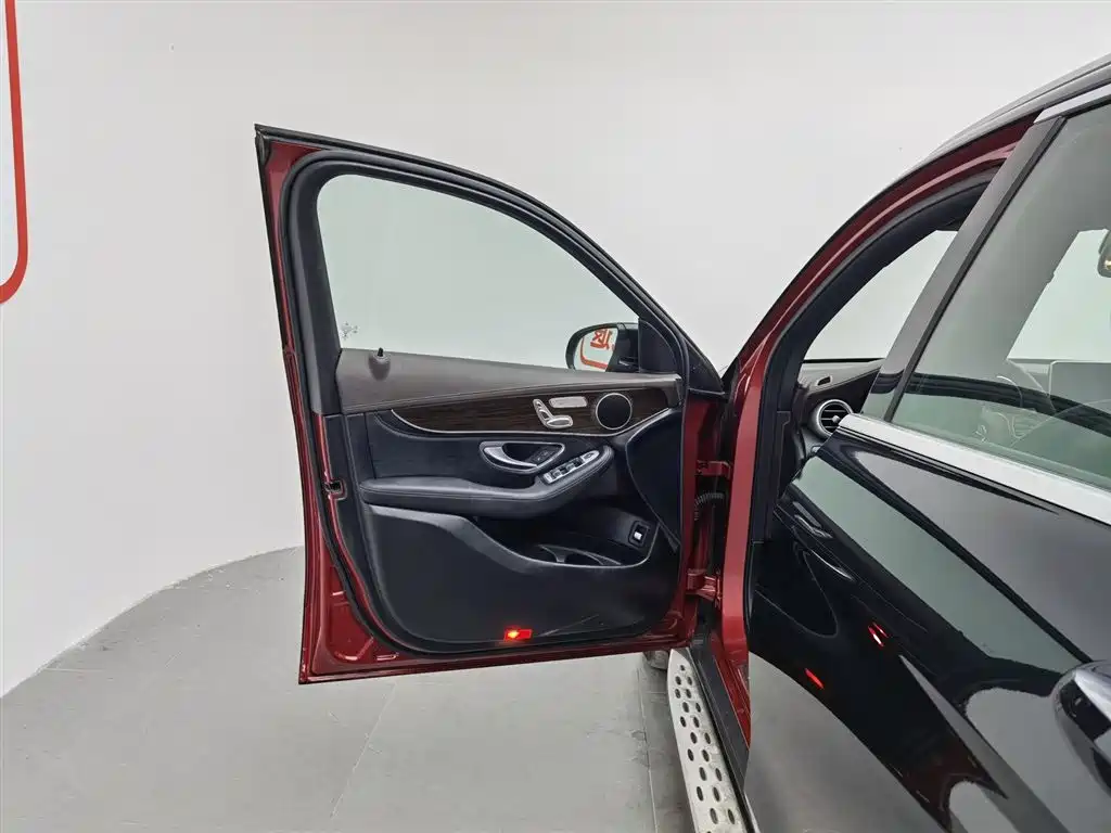 Mercedes-Benz GLC 2019 GLC 260 L 4MATIC