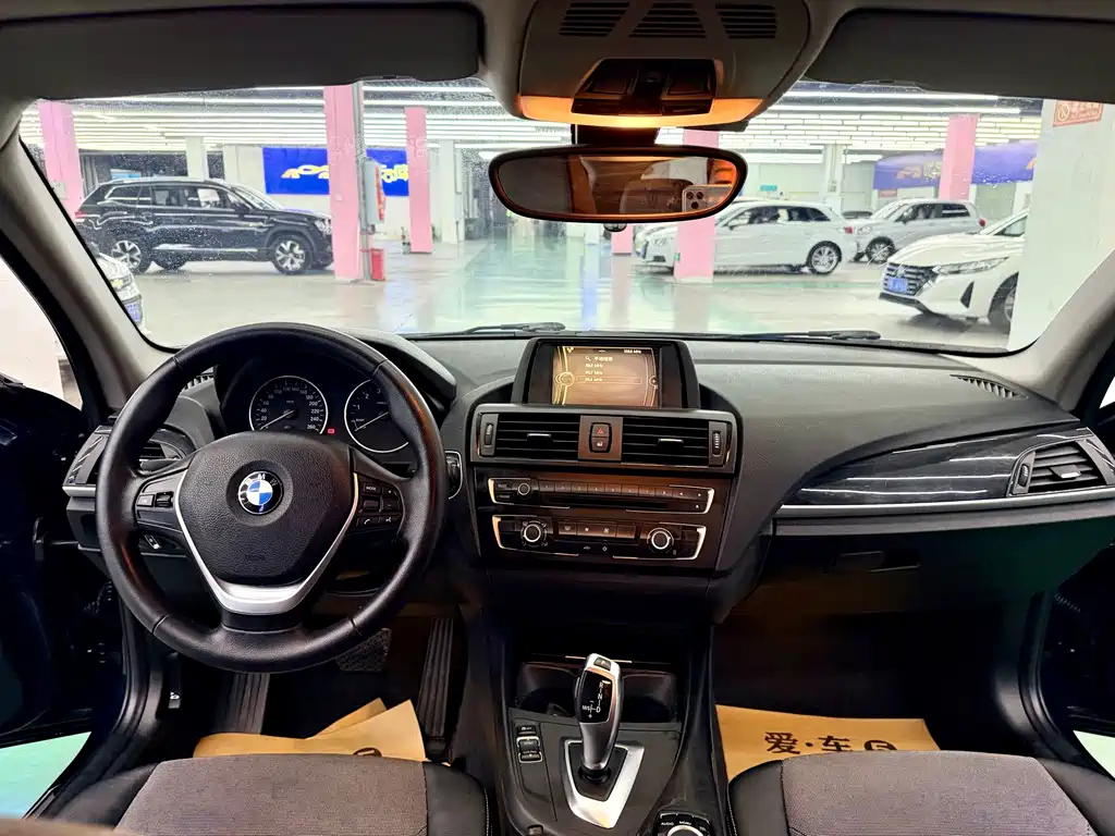 BMW 1 Series (Import) — миниатюра 6