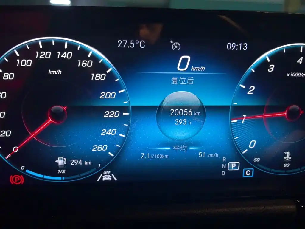 Mercedes-Benz GLA — миниатюра 8