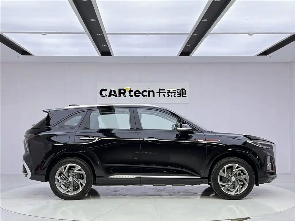 Hongqi HS3 PHEV 2024 115km