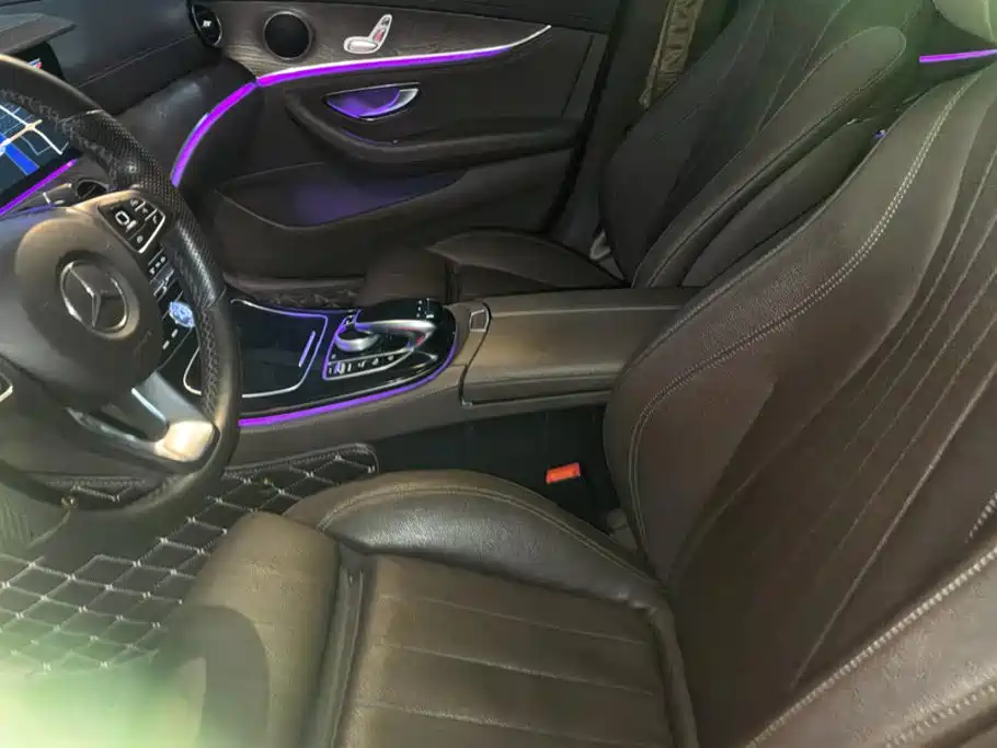 Mercedes-Benz E-Class — миниатюра 9