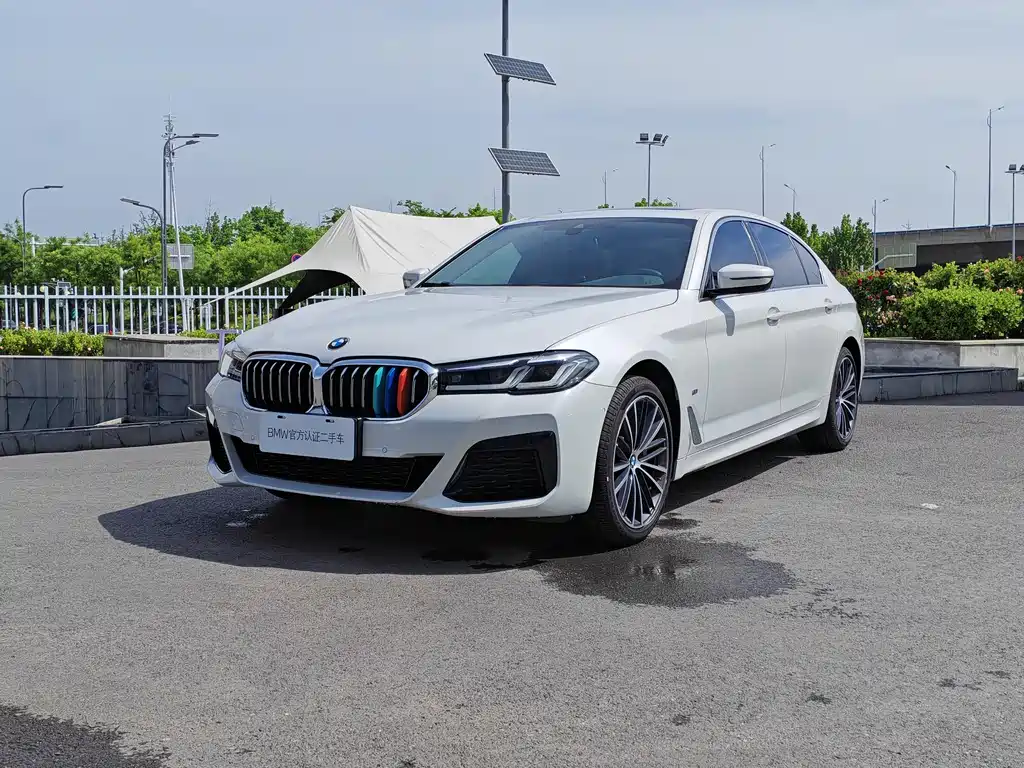 BMW 5 Series 2022