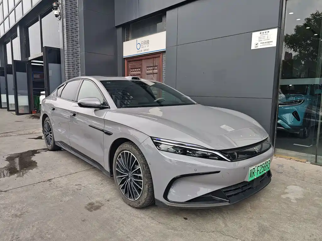 BYD Han 2025 DM-i Smart Drive 125KM Flagship
