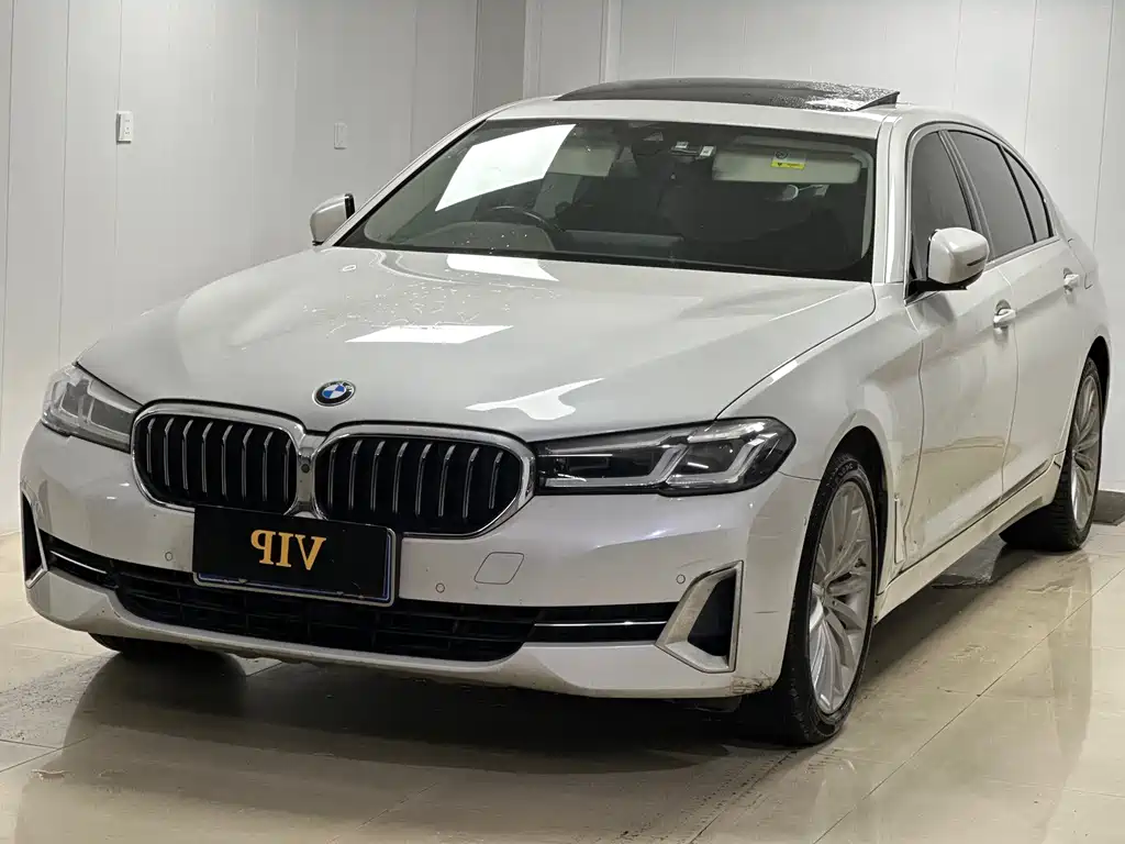 BMW 5 Series 2022