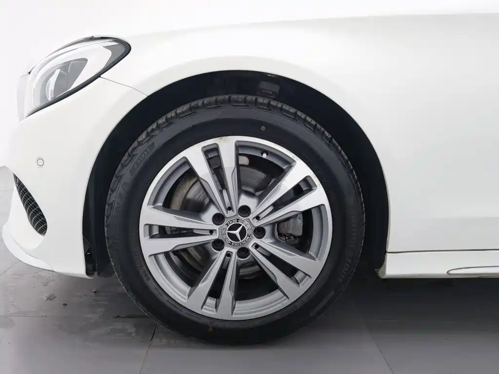 Mercedes-Benz C-Class — миниатюра 17