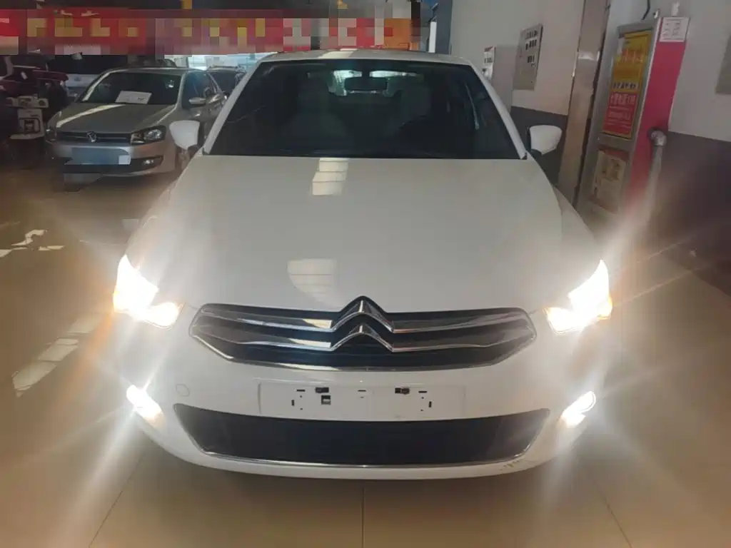 Citroen Elysee — миниатюра 3