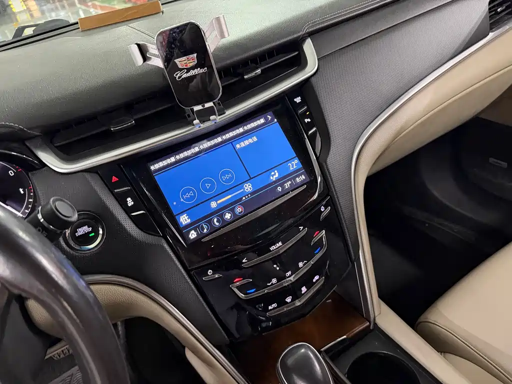 Cadillac XTS — миниатюра 6