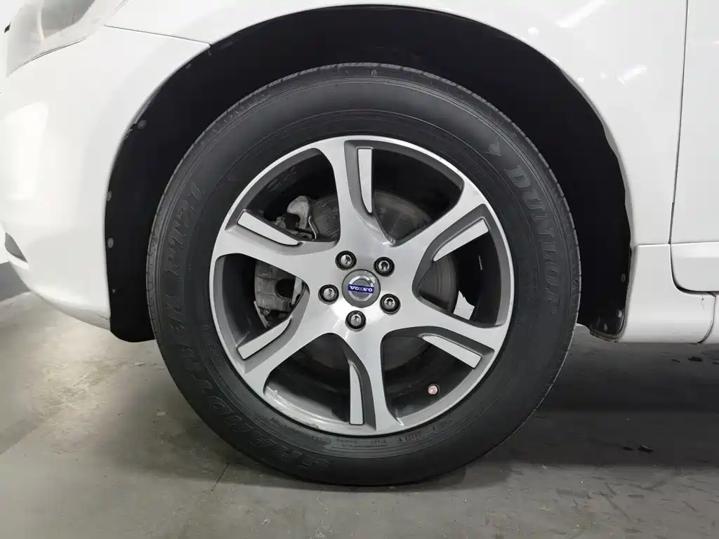 Volvo XC60 (Import) — миниатюра 17