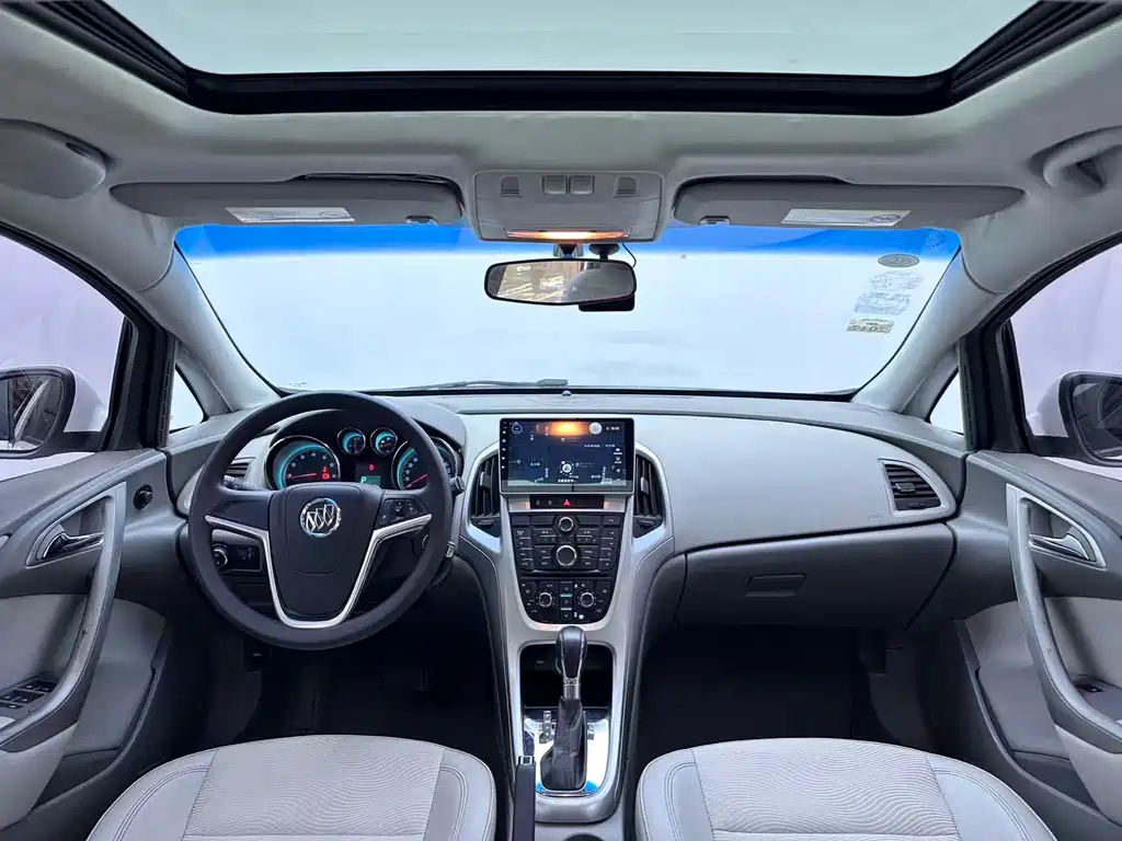 Buick Excelle 2013 XT 1.6L AT Fashion