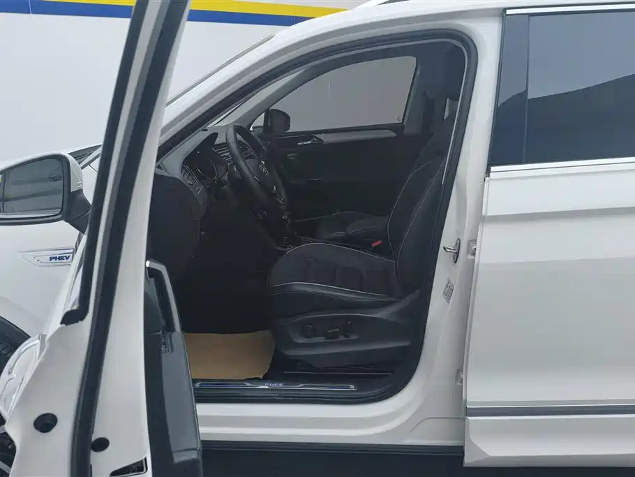 VOLKSWAGEN TIGUAN L NEW ENERGY