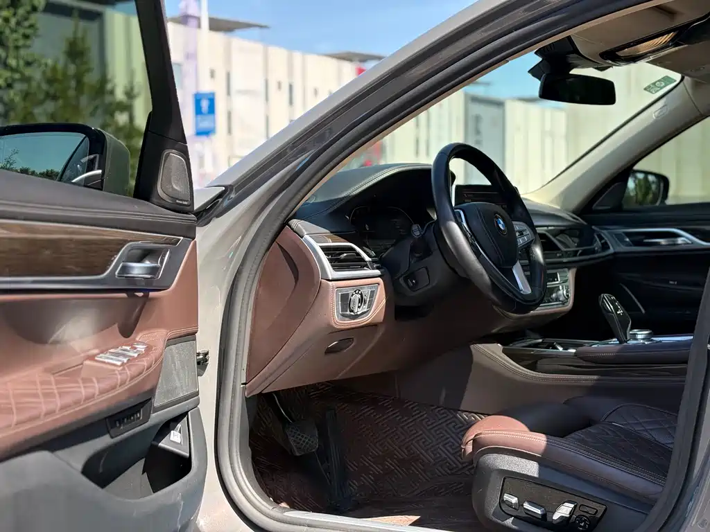 BMW 7 Series 7 2019 730Li Luxury