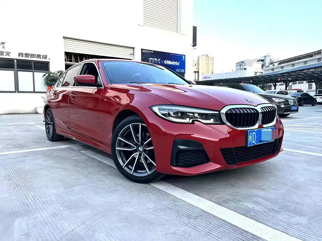 BMW 3 SERIES