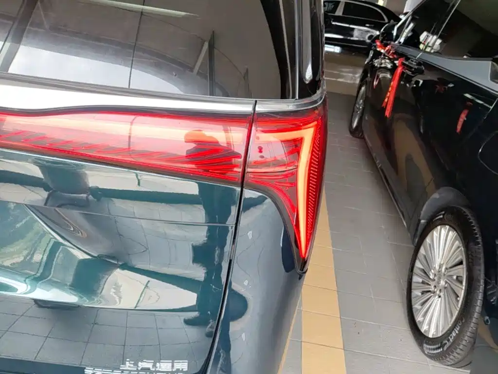 Buick Century 2023 2.0T мест