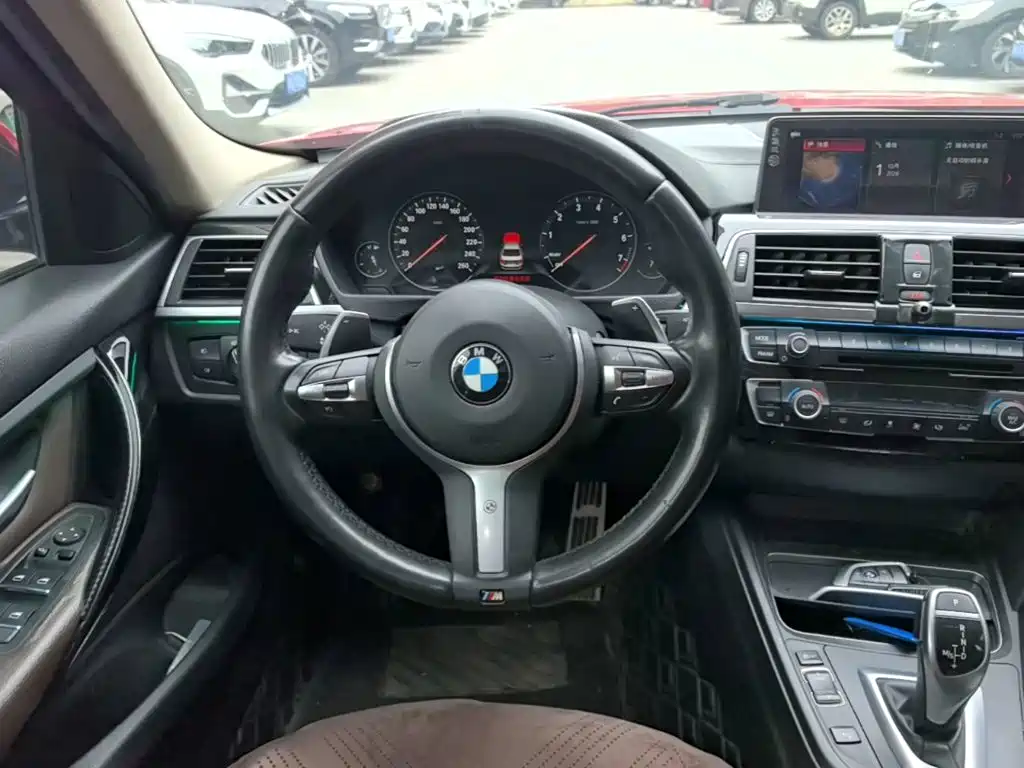 BMW 3 Series — миниатюра 11
