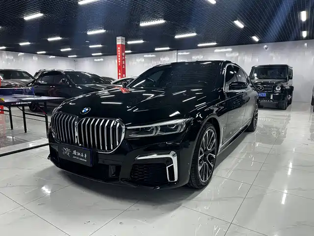 BMW 7 SERIES